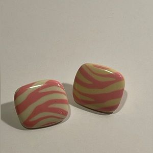 Vintage Avon earrings. Pink and white animal stripe rectangle shape. Clip on.